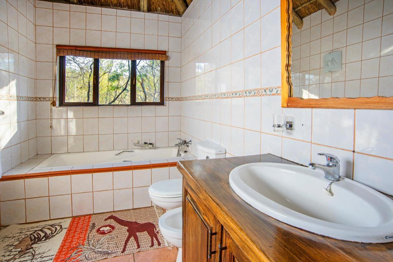 Boulders Safari Lodge Malalane Bagian luar foto